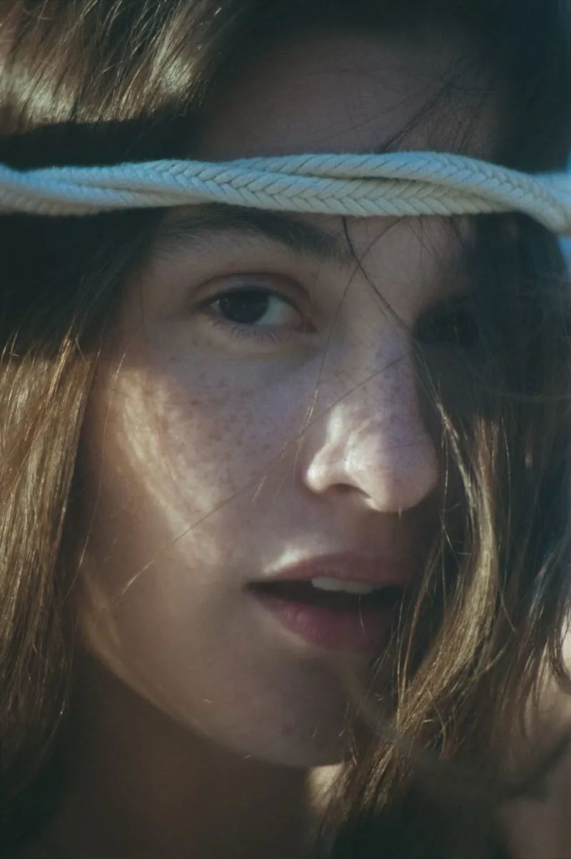 在光线里，诗意的伴随