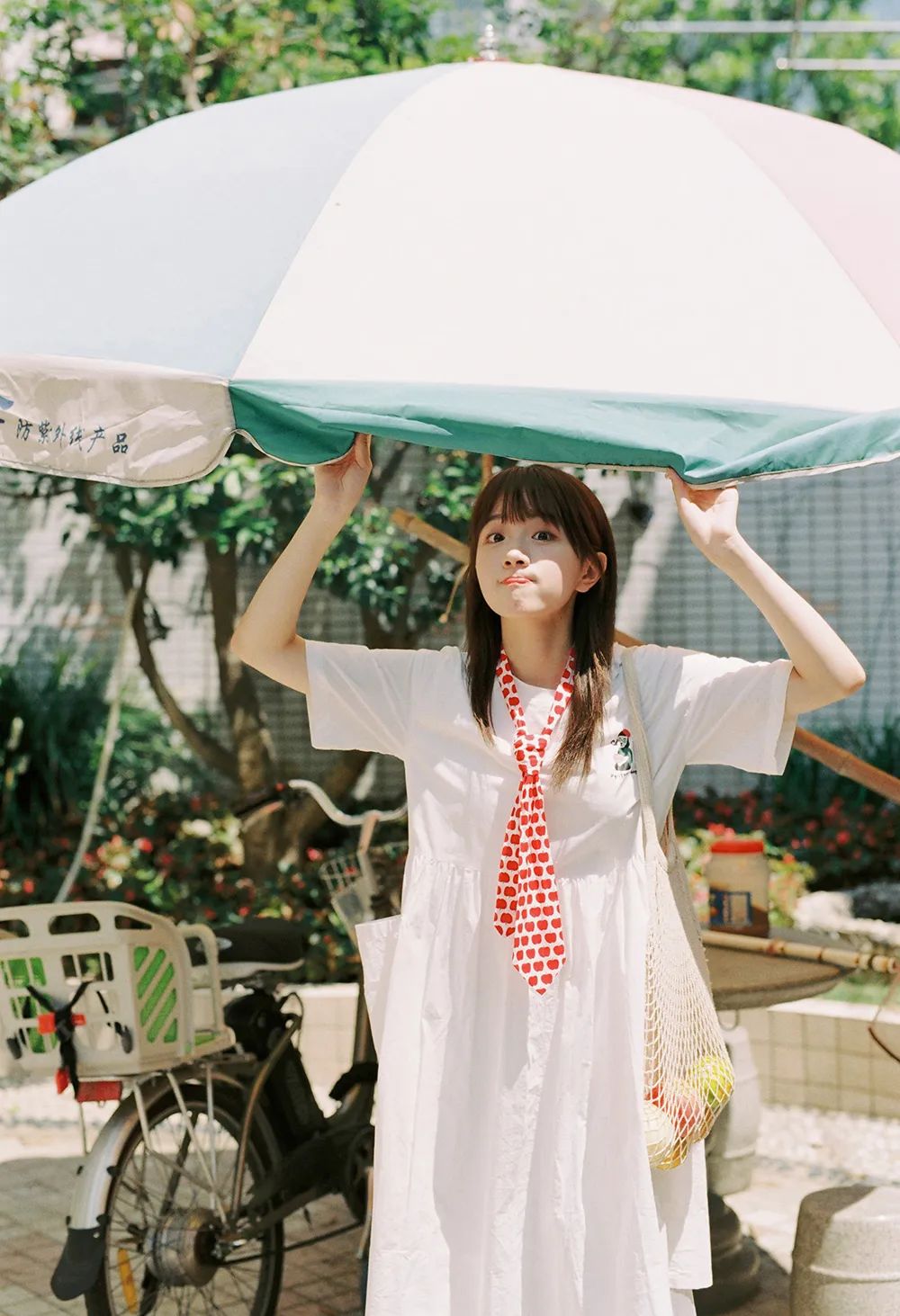 灵动活泼的少女