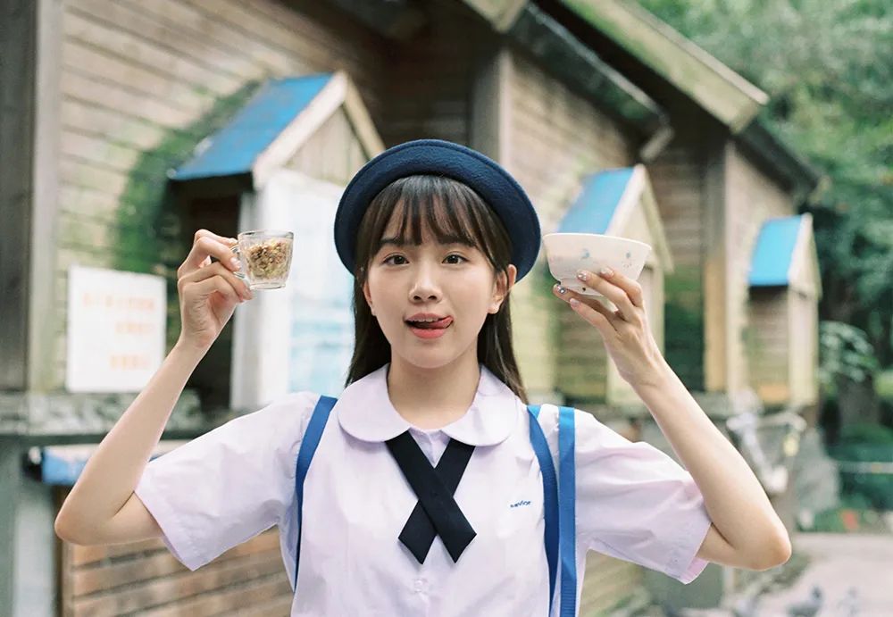 灵动活泼的少女