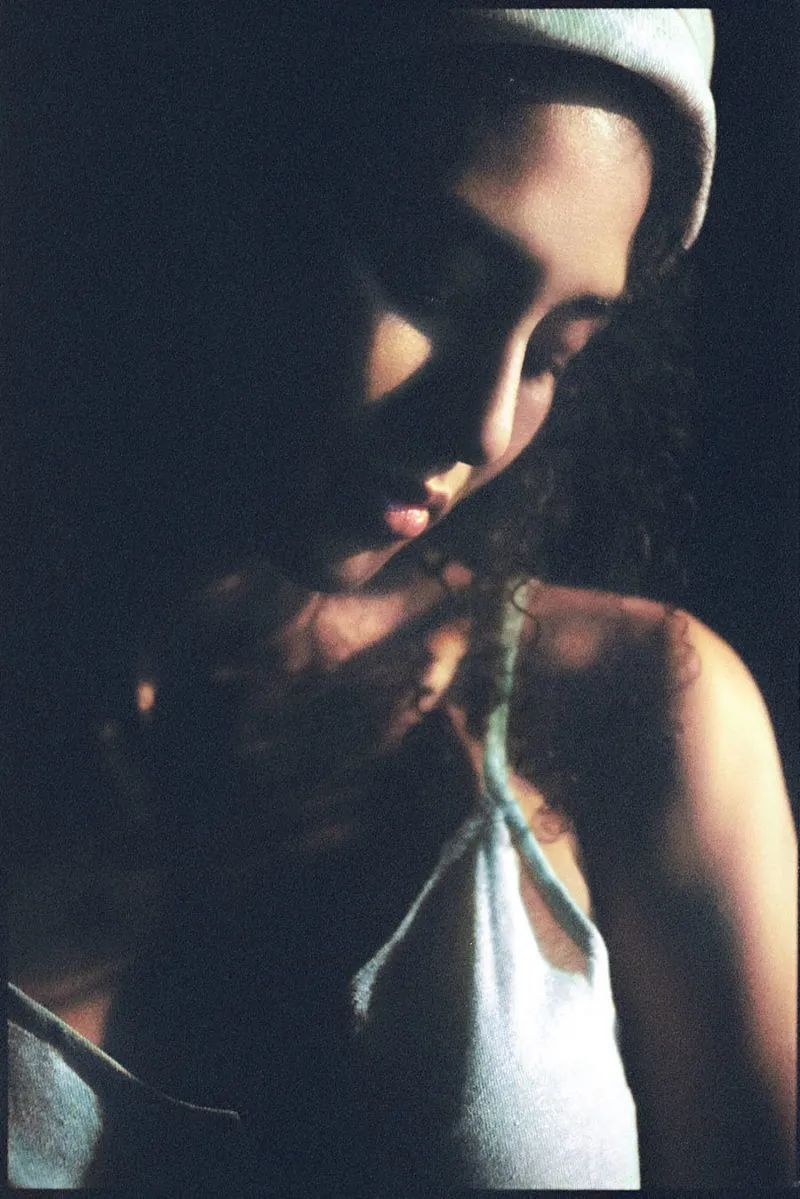 在光线里，诗意的伴随