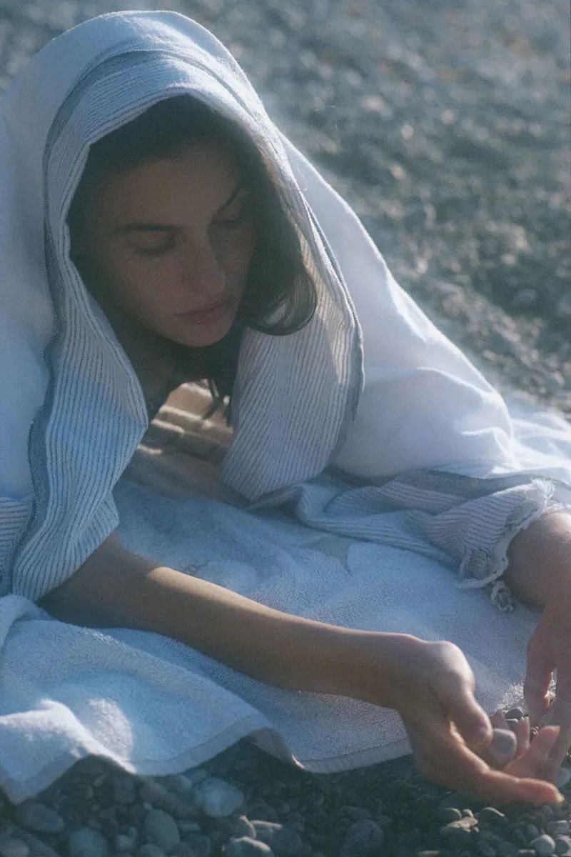 在光线里，诗意的伴随