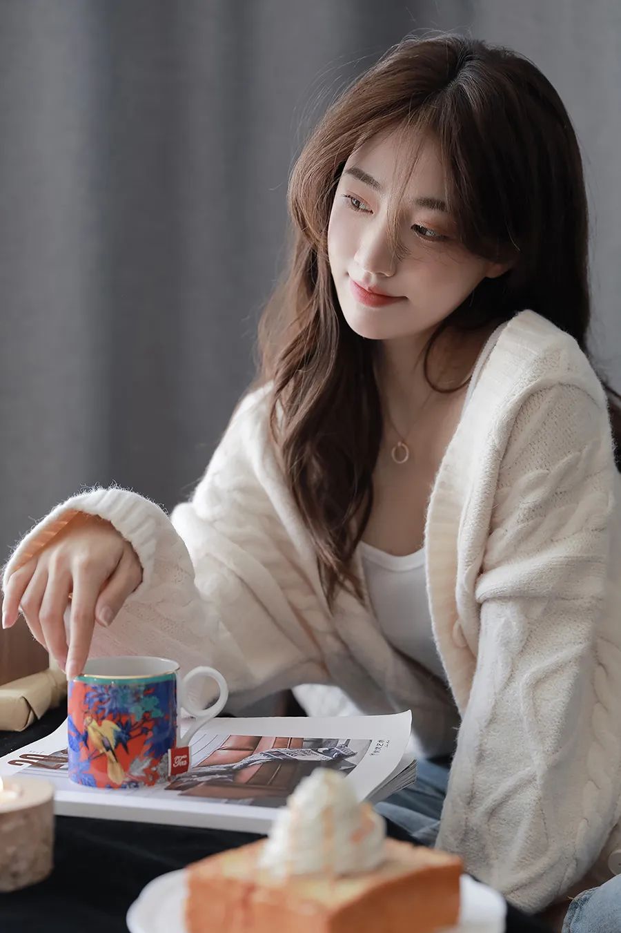 随意的,宠溺的:居家慵懒风写真