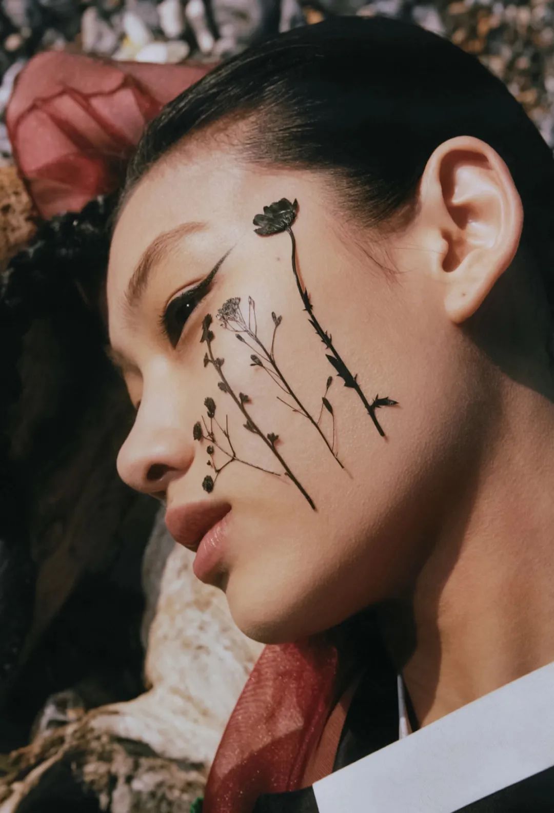 当东西方的旨趣交融时，美油然而生